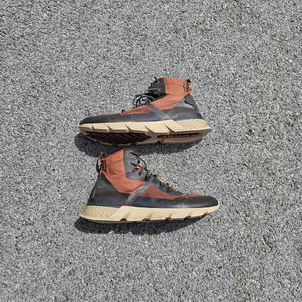 Sorel Kinetic Rush Mid Waterproof Sneaker Boot - sz 13